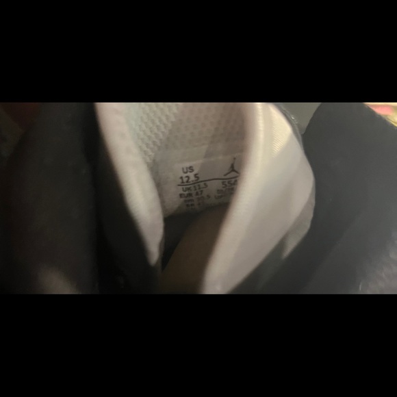 Jordan 1 Men’s Royal Navy and Black Sneakers - Picture 9 of 9